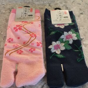 Floral Tabi Socks Set in Pink and Navy
